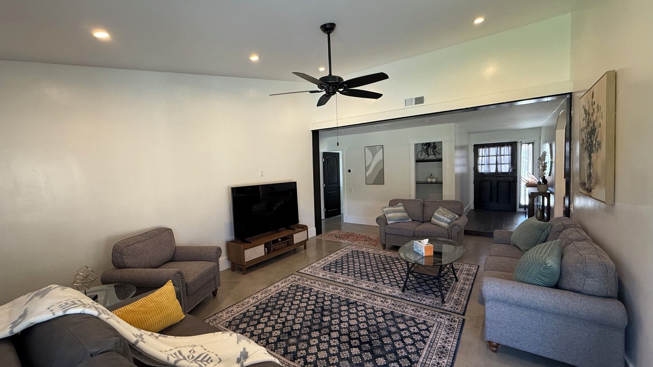 Photo of Livingroom in Mission Viejo