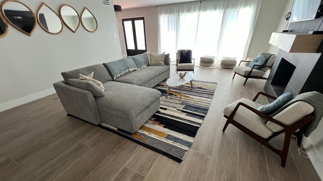 Photo of Livingroom in Downtown Los Angeles