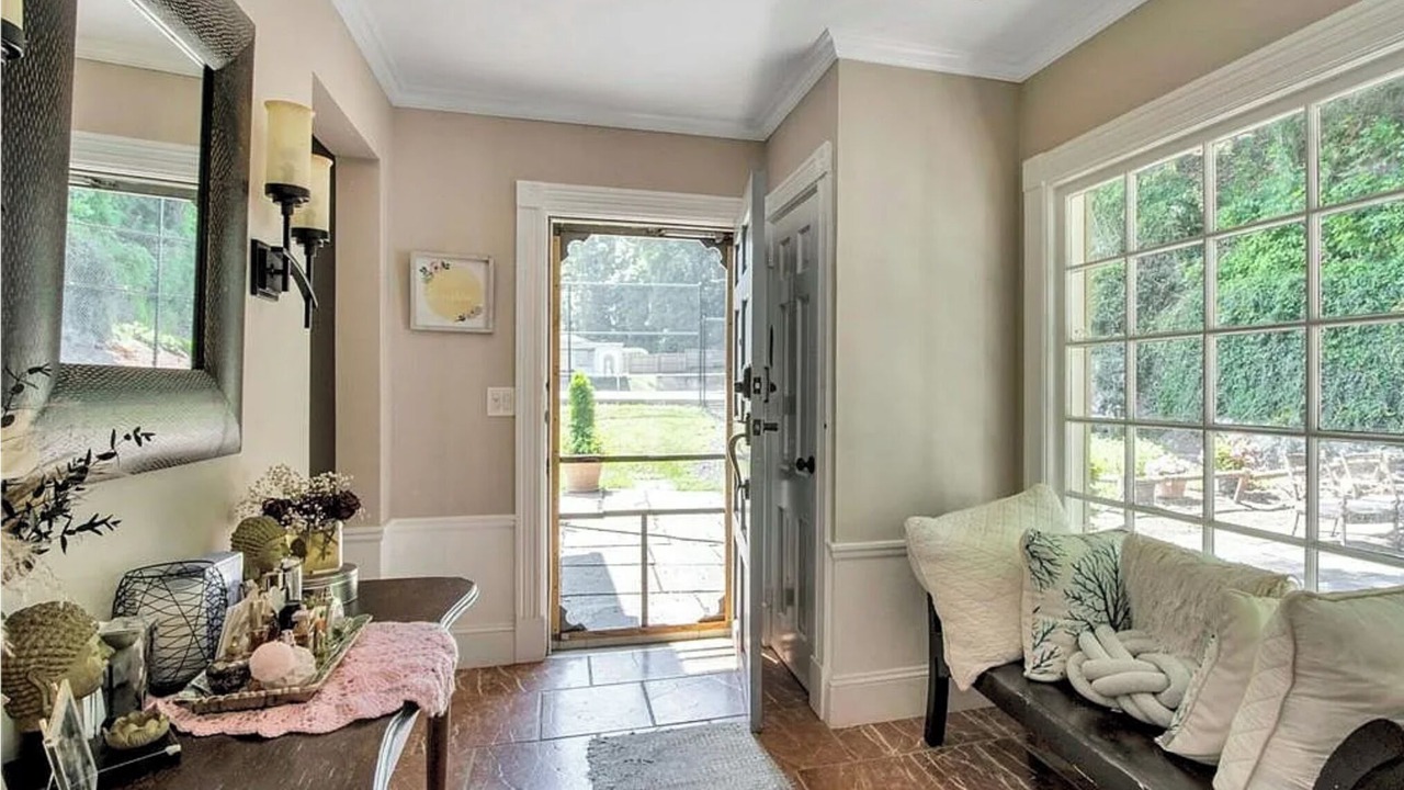 Photo of Livingroom in Nyack