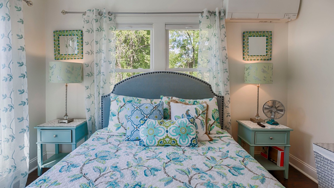 Photo of Bedroom in Valois