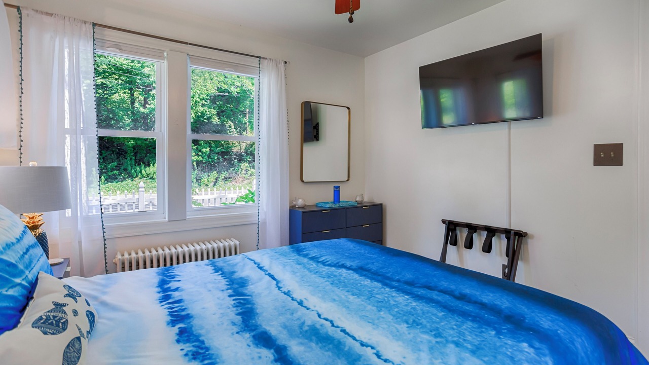 Photo of Bedroom in Valois
