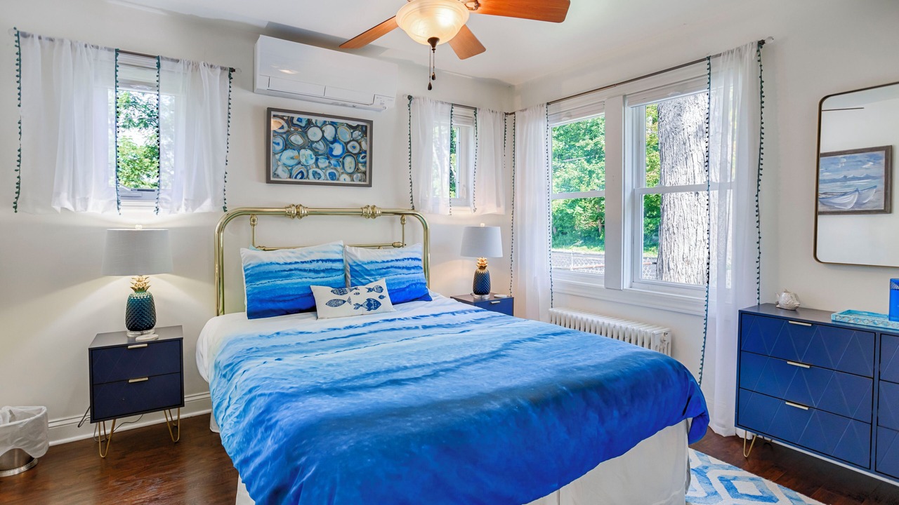 Photo of Bedroom in Valois