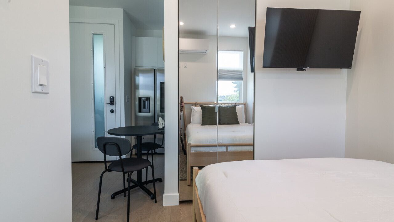 Photo of Bedroom in NoHo Arts District