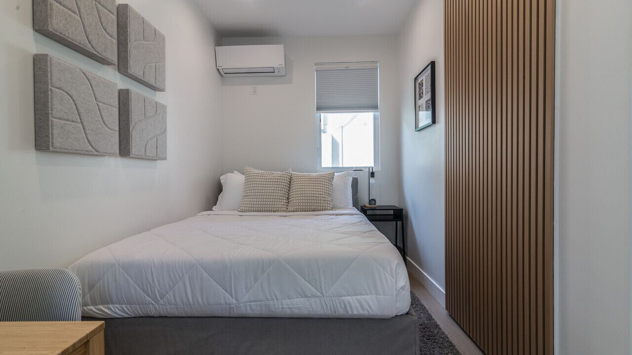 Photo of Bedroom in NoHo Arts District