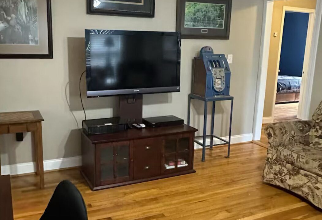 Photo of Livingroom in Oneonta