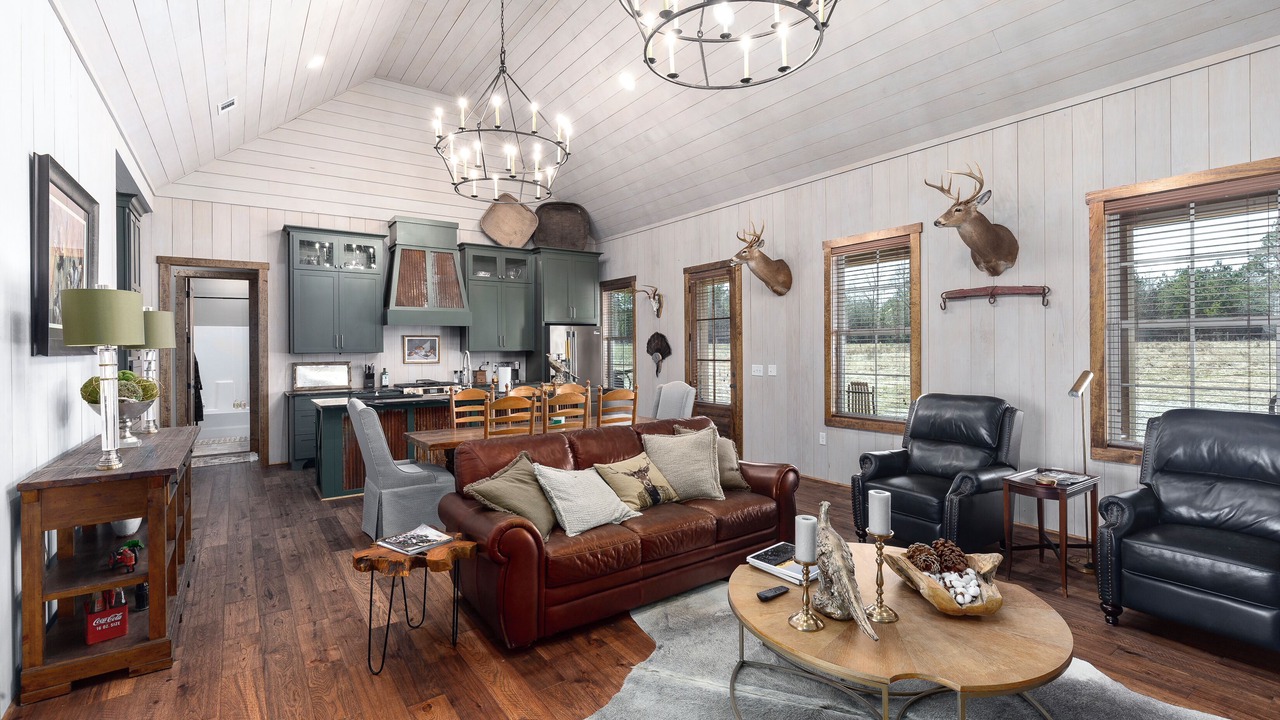 Photo of Livingroom in Union Springs