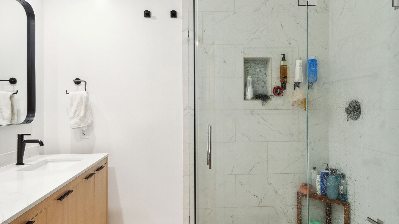 Photo of Bathroom in Hollywood