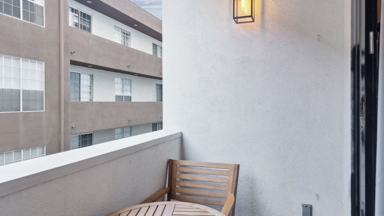 Photo of Outdoor in Hollywood