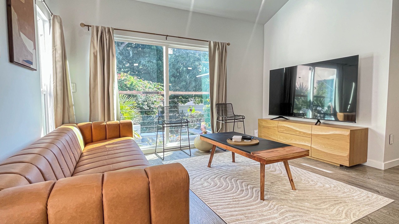 Photo of Livingroom in Ladera Heights