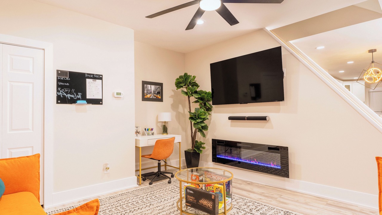Photo of Bedroom in Orange