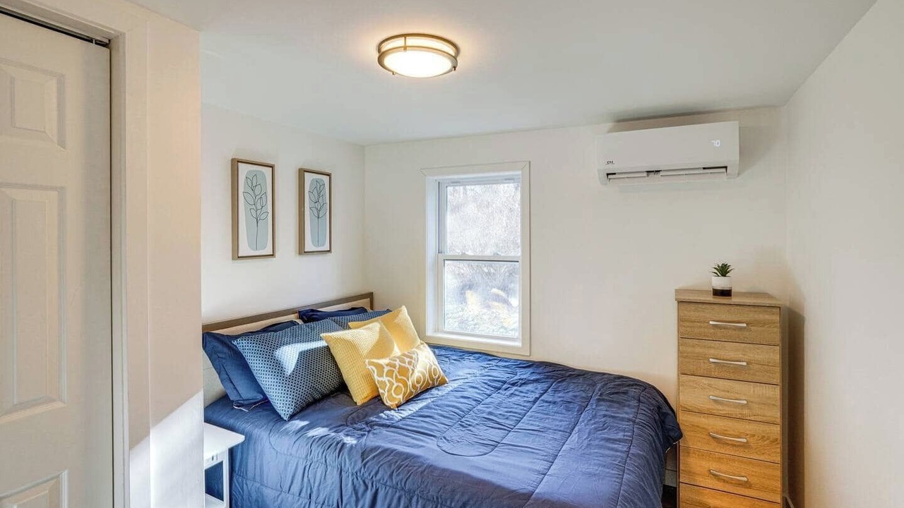Photo of Bedroom in West Saugerties