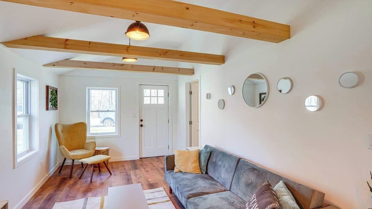 Photo of Livingroom in West Saugerties