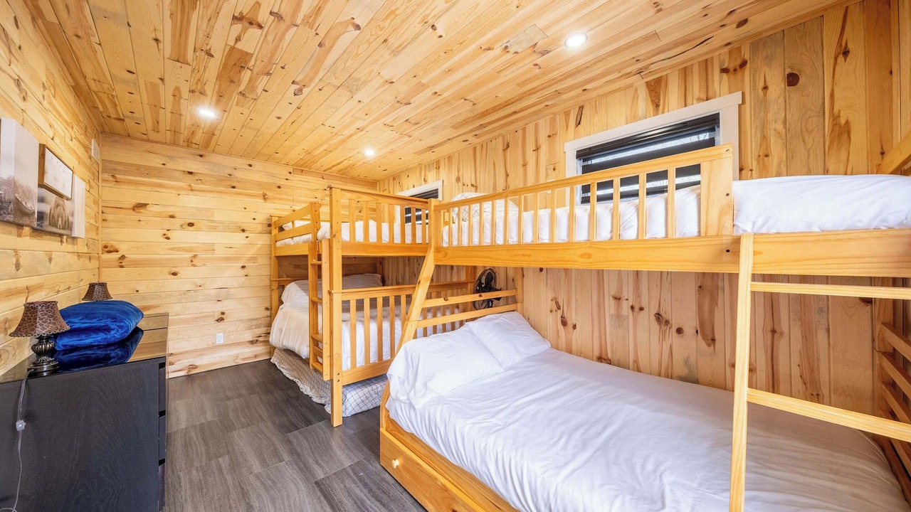 Photo of Bedroom in Saint-Alfred