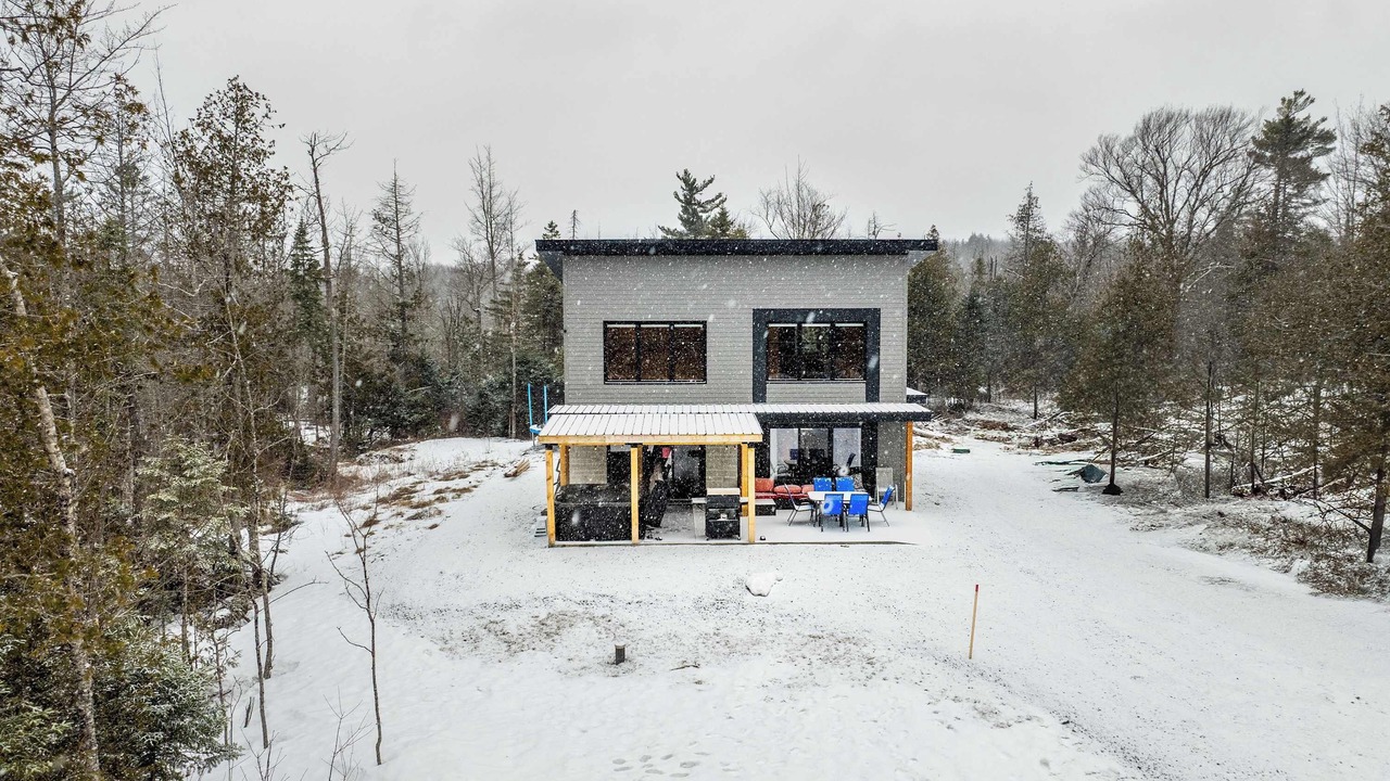 Photo of Outdoor in Saint-Alfred