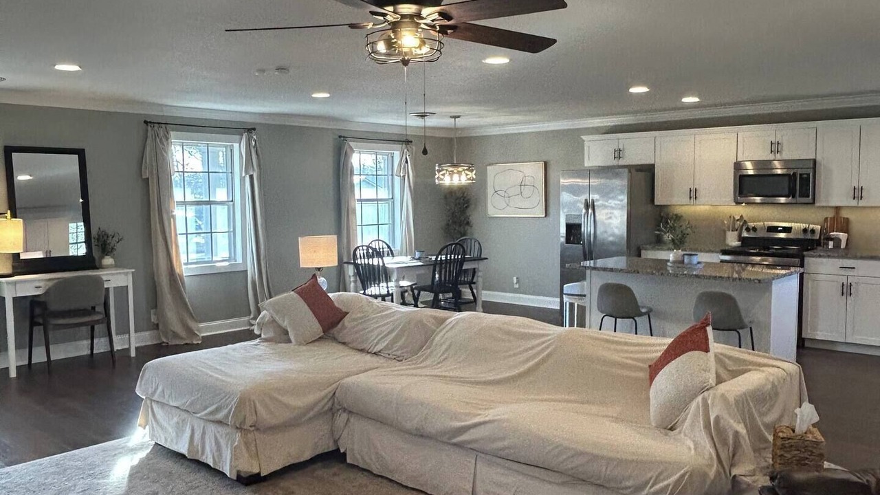 Photo of Bedroom in Albertville