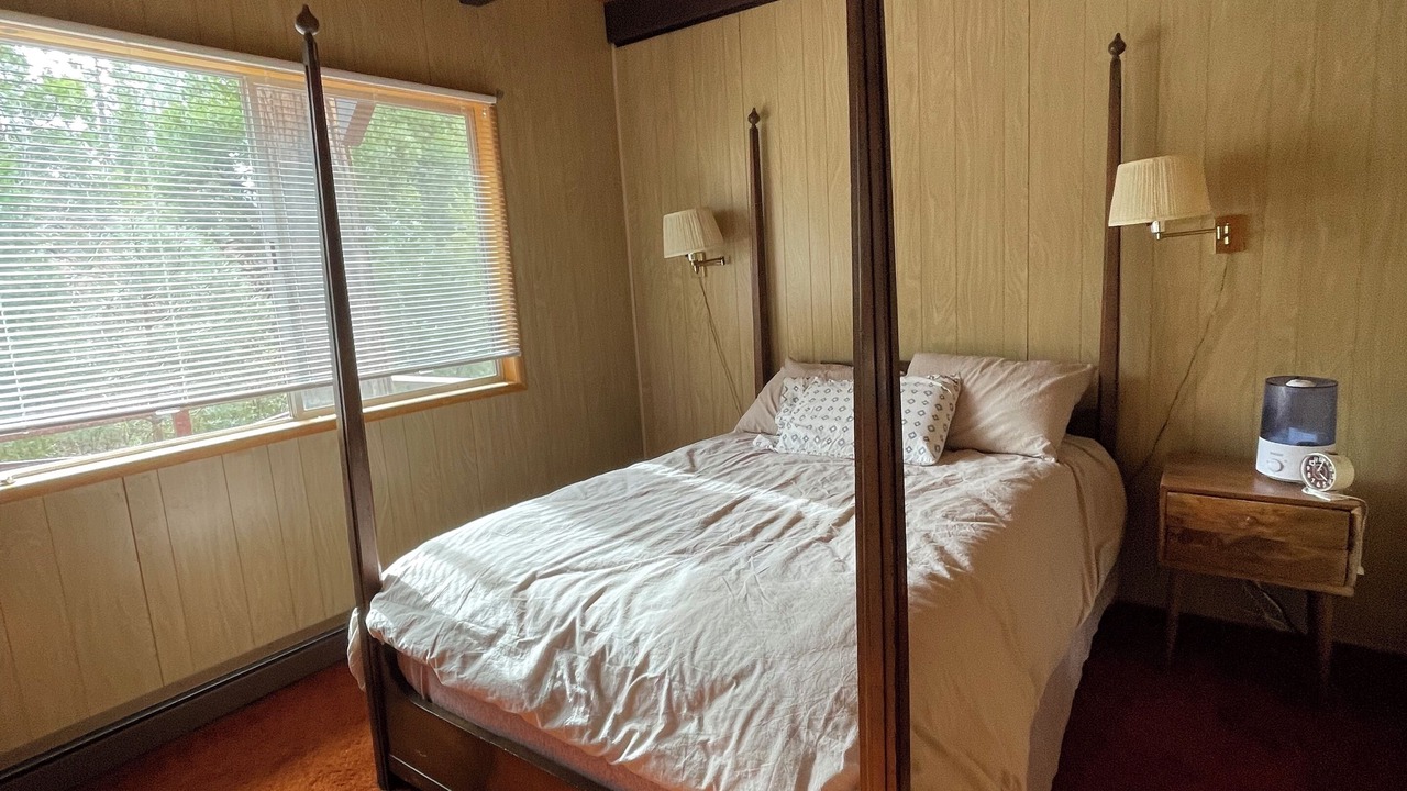 Photo of Bedroom in Fern Valley