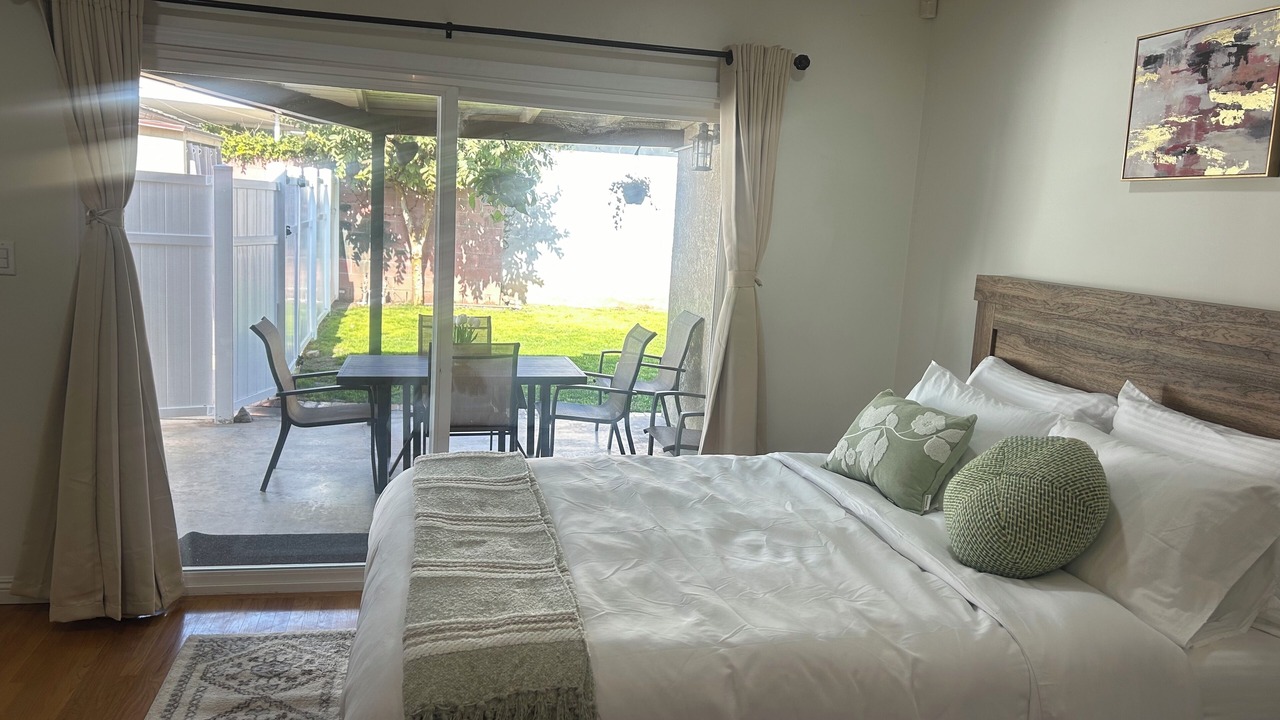 Photo of Bedroom in Montebello