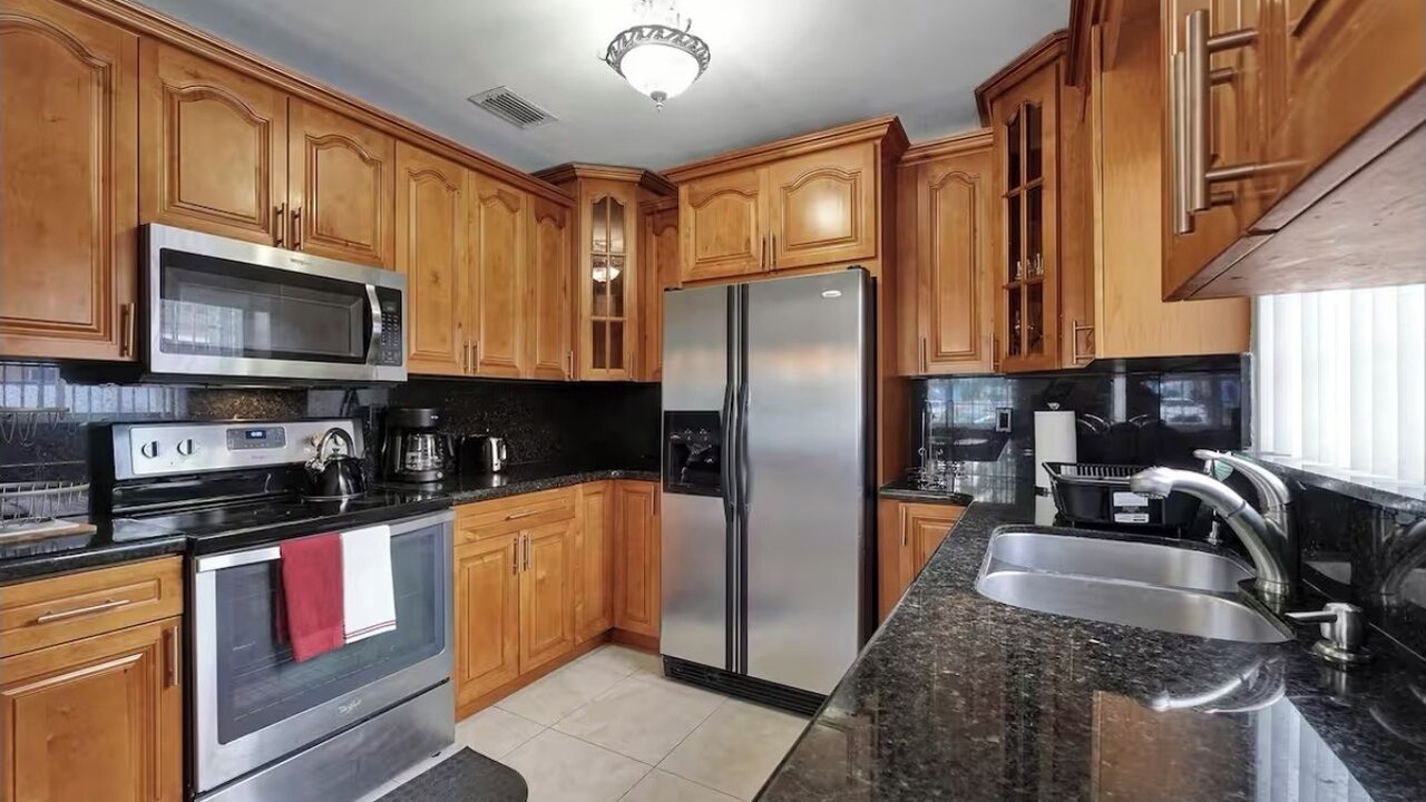 Photo of Kitchen in Golden Glades