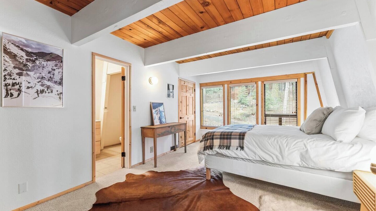 Photo of Bathroom in Tahoe Pines