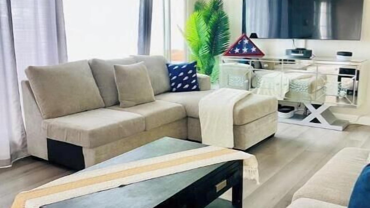 Photo of Livingroom in Serra Mesa