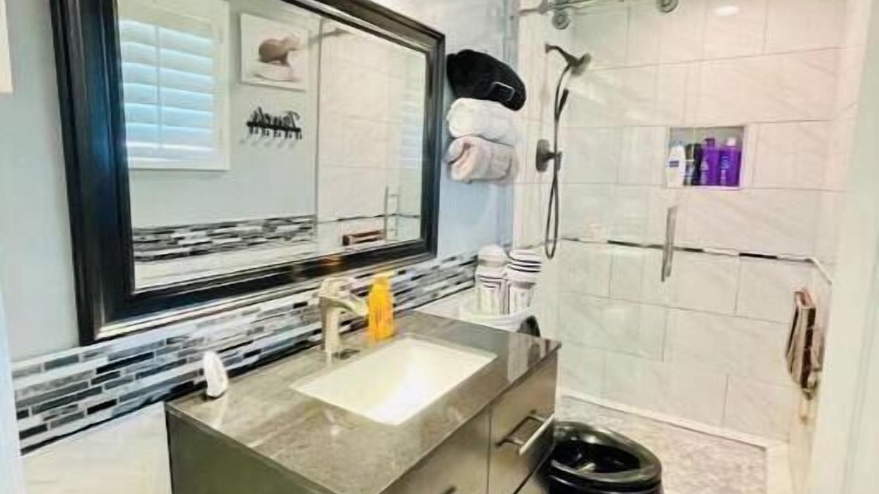 Photo of Bathroom in Serra Mesa
