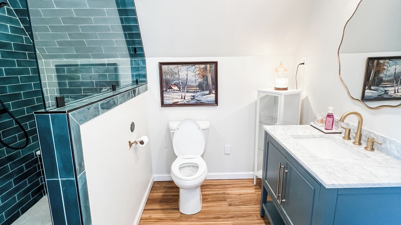 Photo of Bathroom in Phil Campbell
