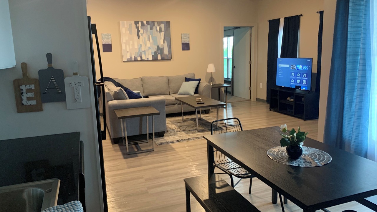 Photo of Livingroom in Uptown