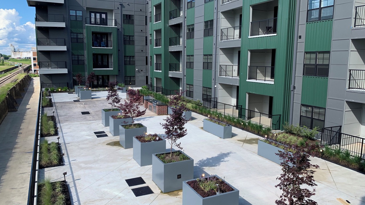 Photo of Outdoor in Uptown