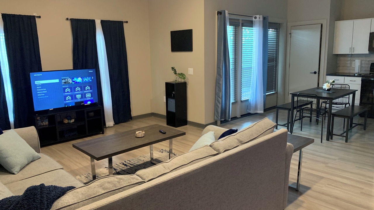 Photo of Livingroom in Uptown