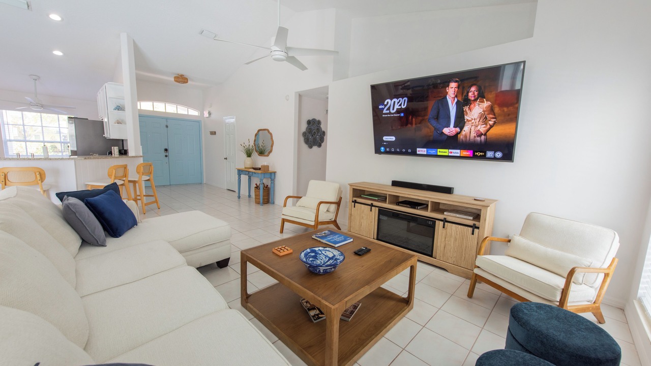 Photo of Livingroom in Florida Ridge