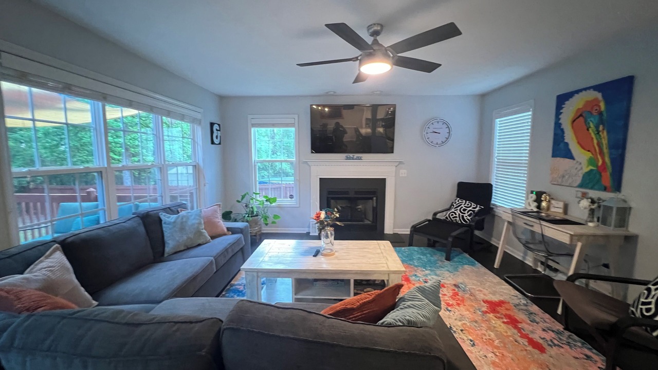Photo of Livingroom in Pine Forest