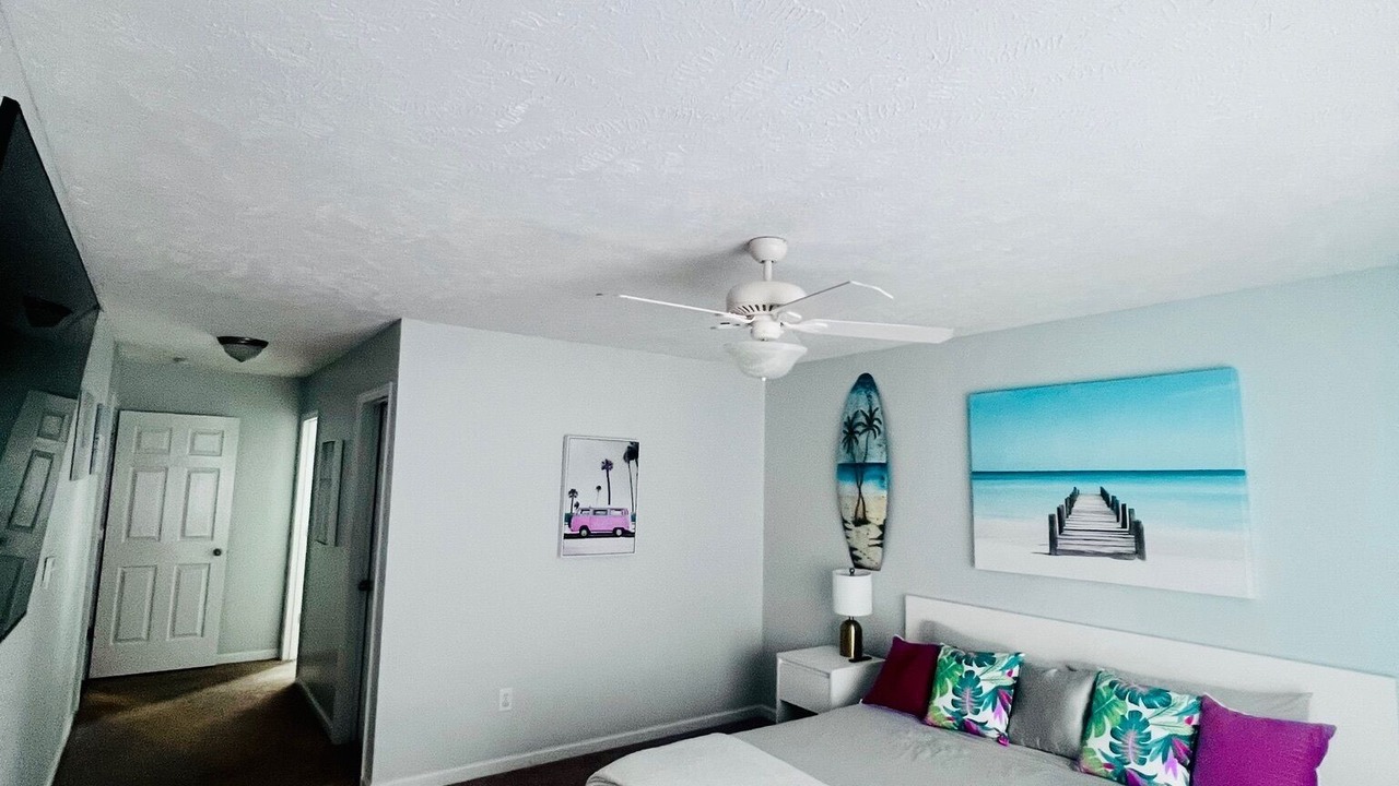 Photo of Bedroom in Pine Forest