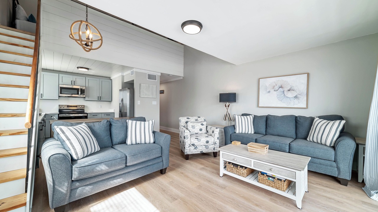 Photo of Livingroom in Orange Beach East