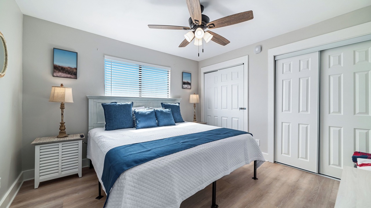 Photo of Bedroom in Orange Beach East