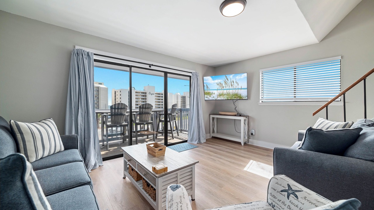 Photo of Livingroom in Orange Beach East