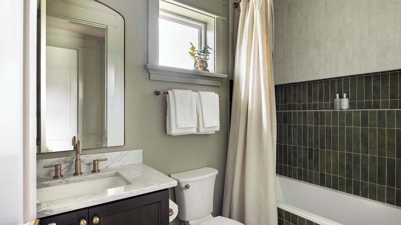 Photo of Bathroom in Bay St Louis