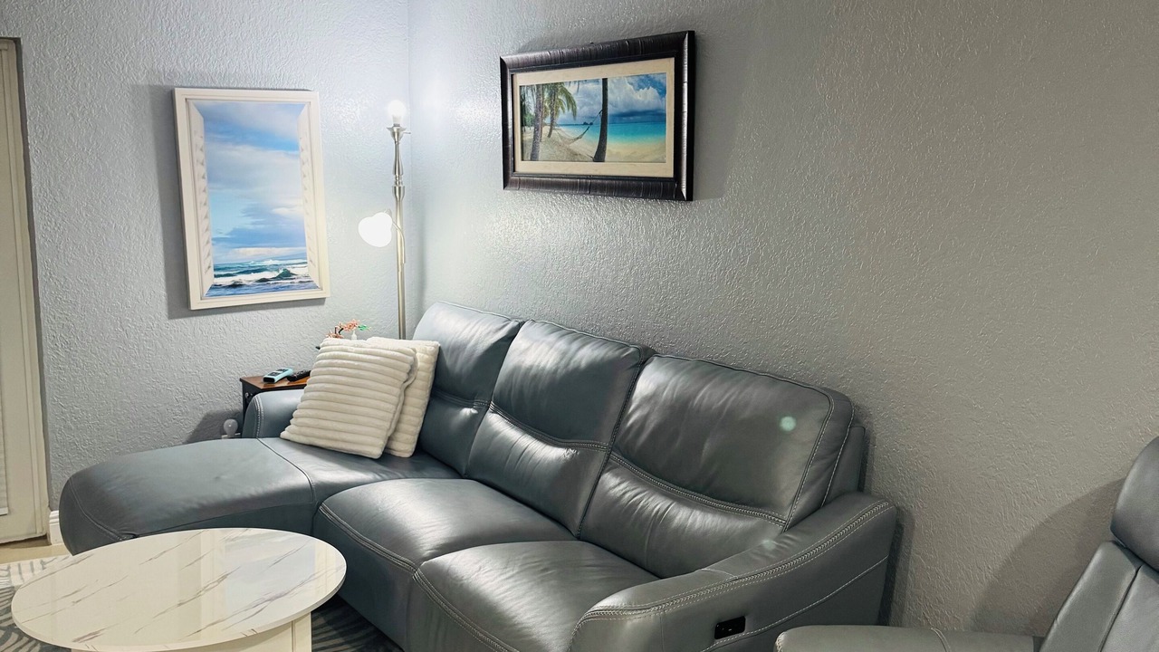 Photo of Livingroom in Deerfield Beach