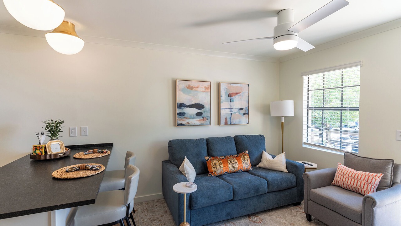 Photo of Livingroom in Auburn