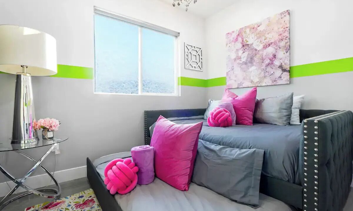 Photo of Bedroom in North Hollywood