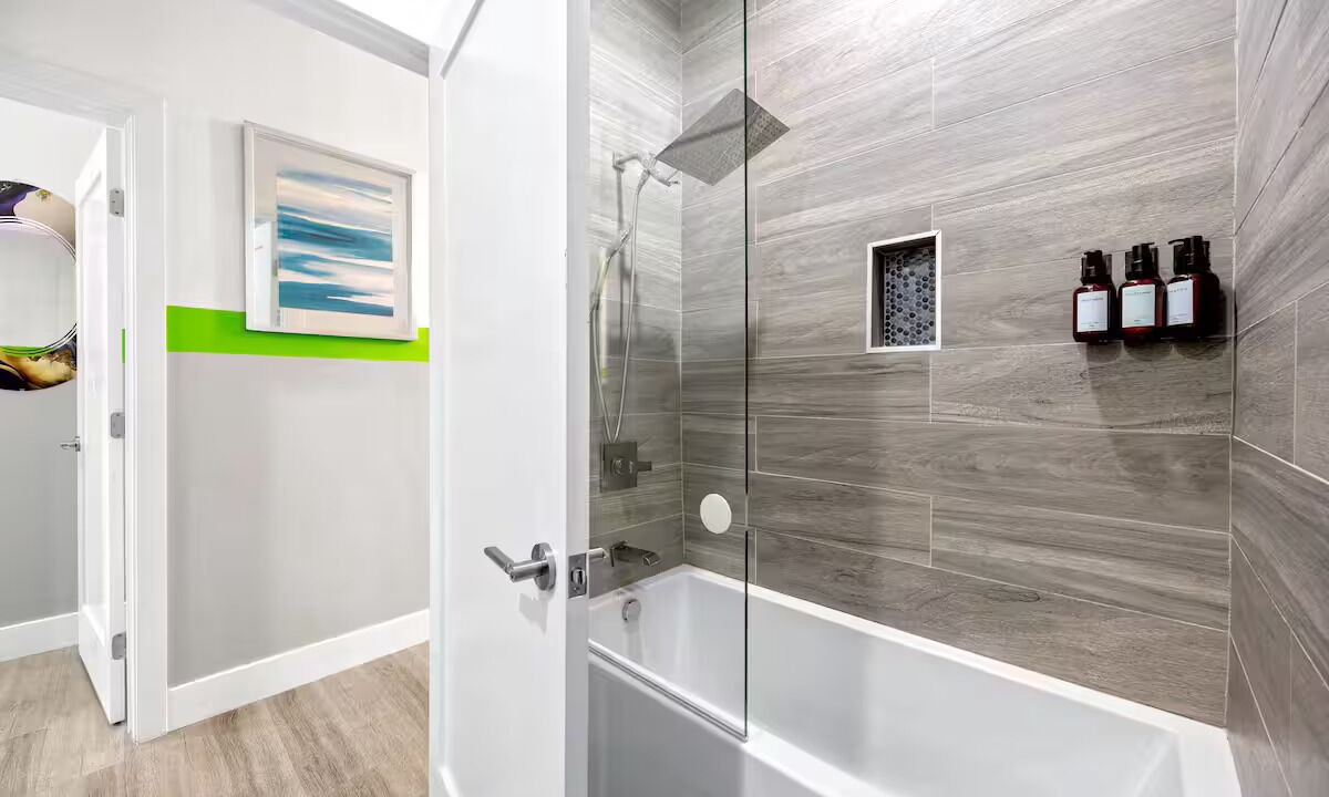 Photo of Bathroom in North Hollywood