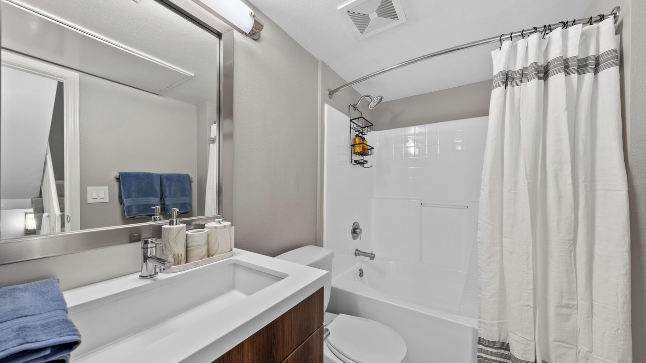 Photo of Bathroom in Ocean Park