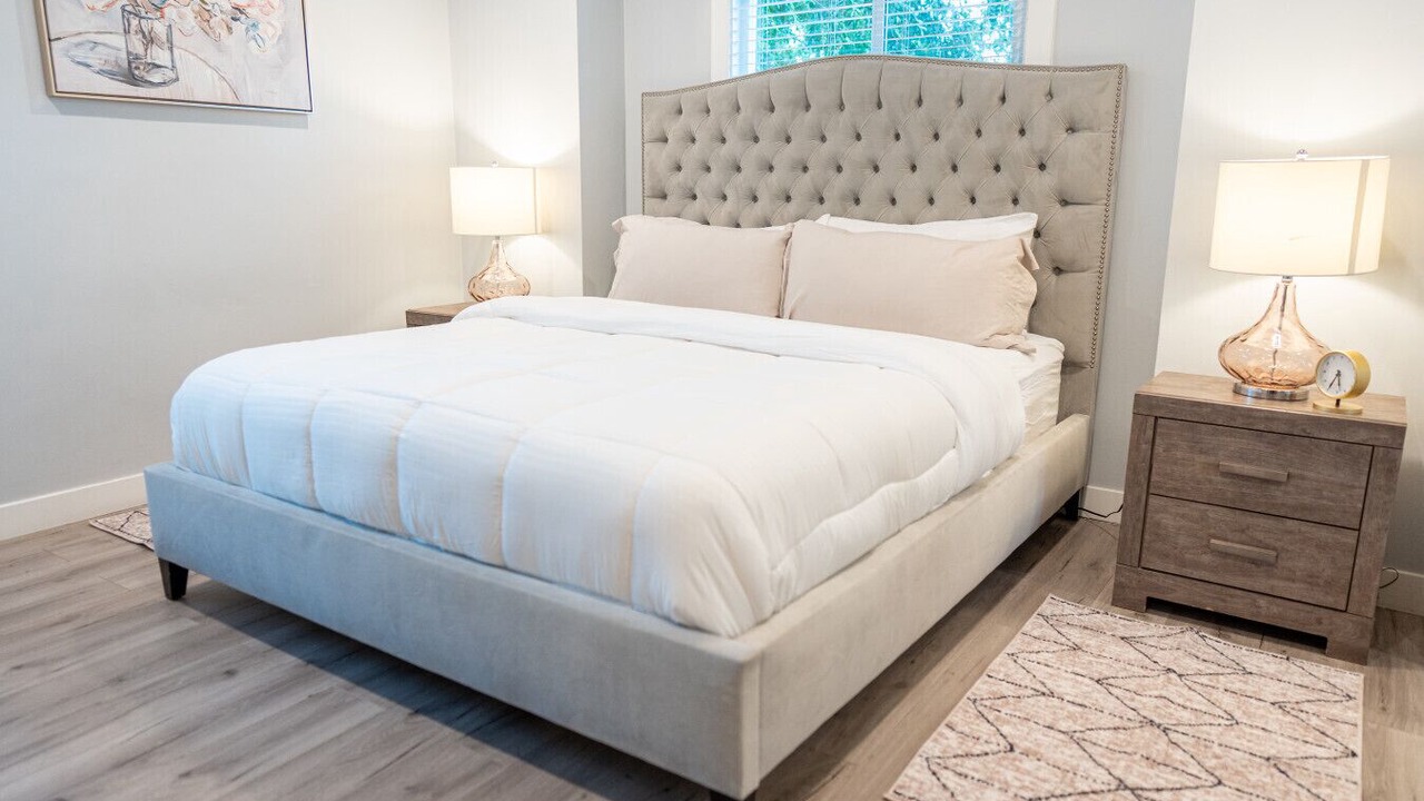 Photo of Bedroom in Reseda
