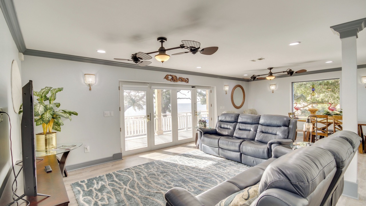 Photo of Livingroom in Long Beach