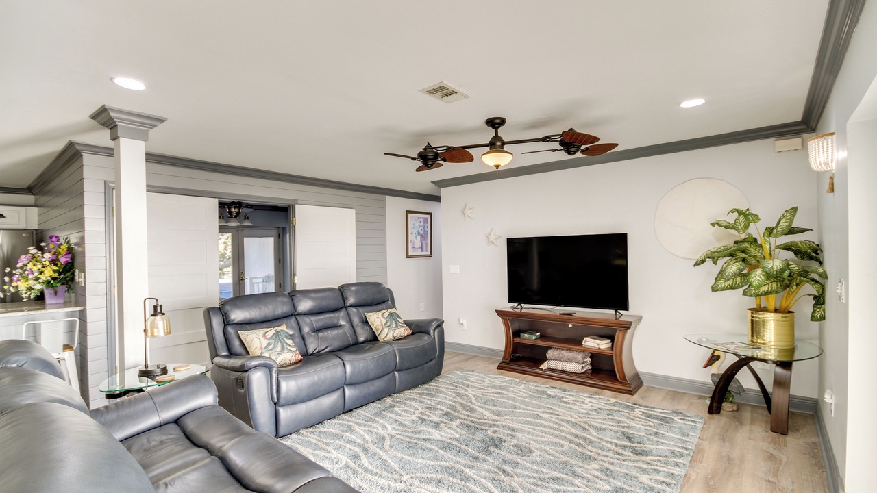 Photo of Bedroom in Long Beach