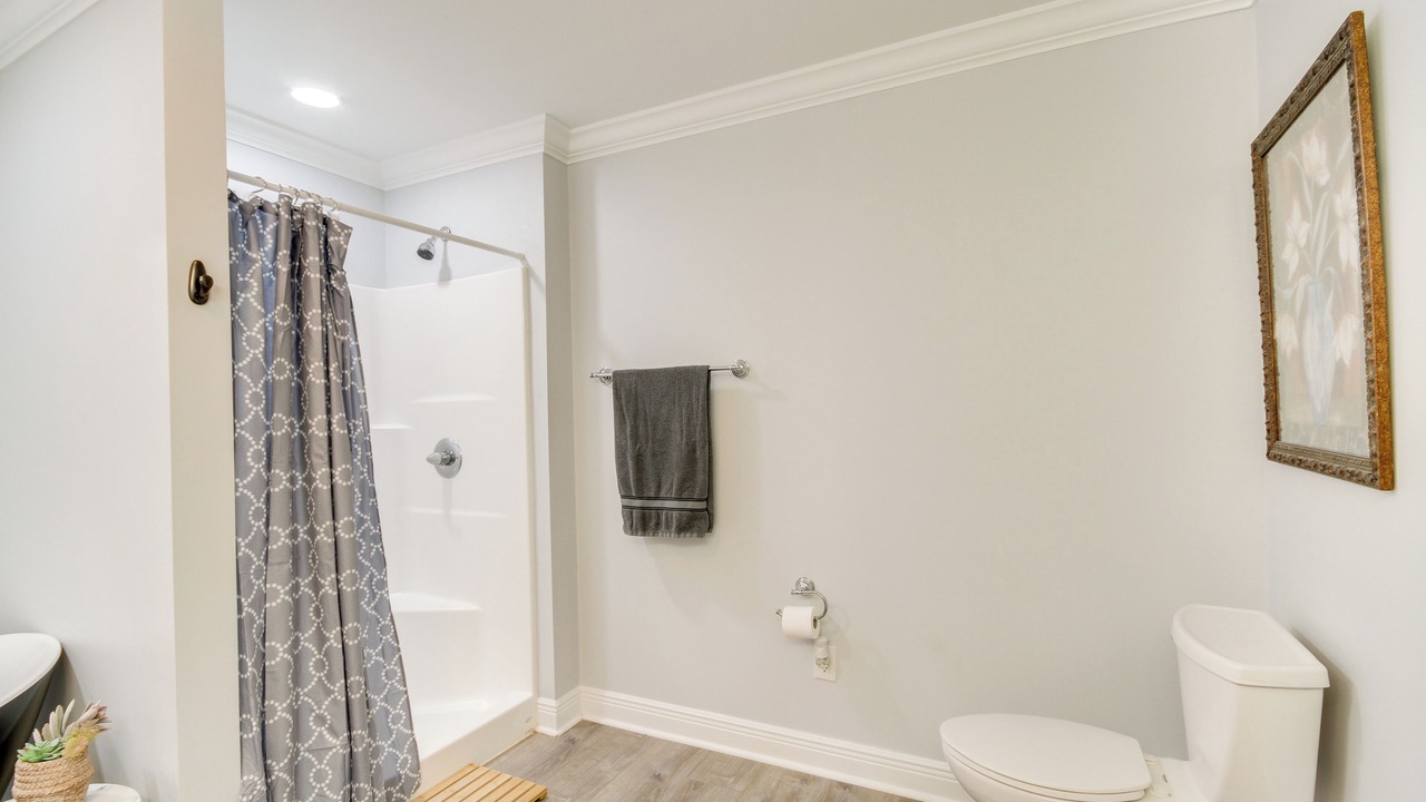 Photo of Bathroom in Long Beach