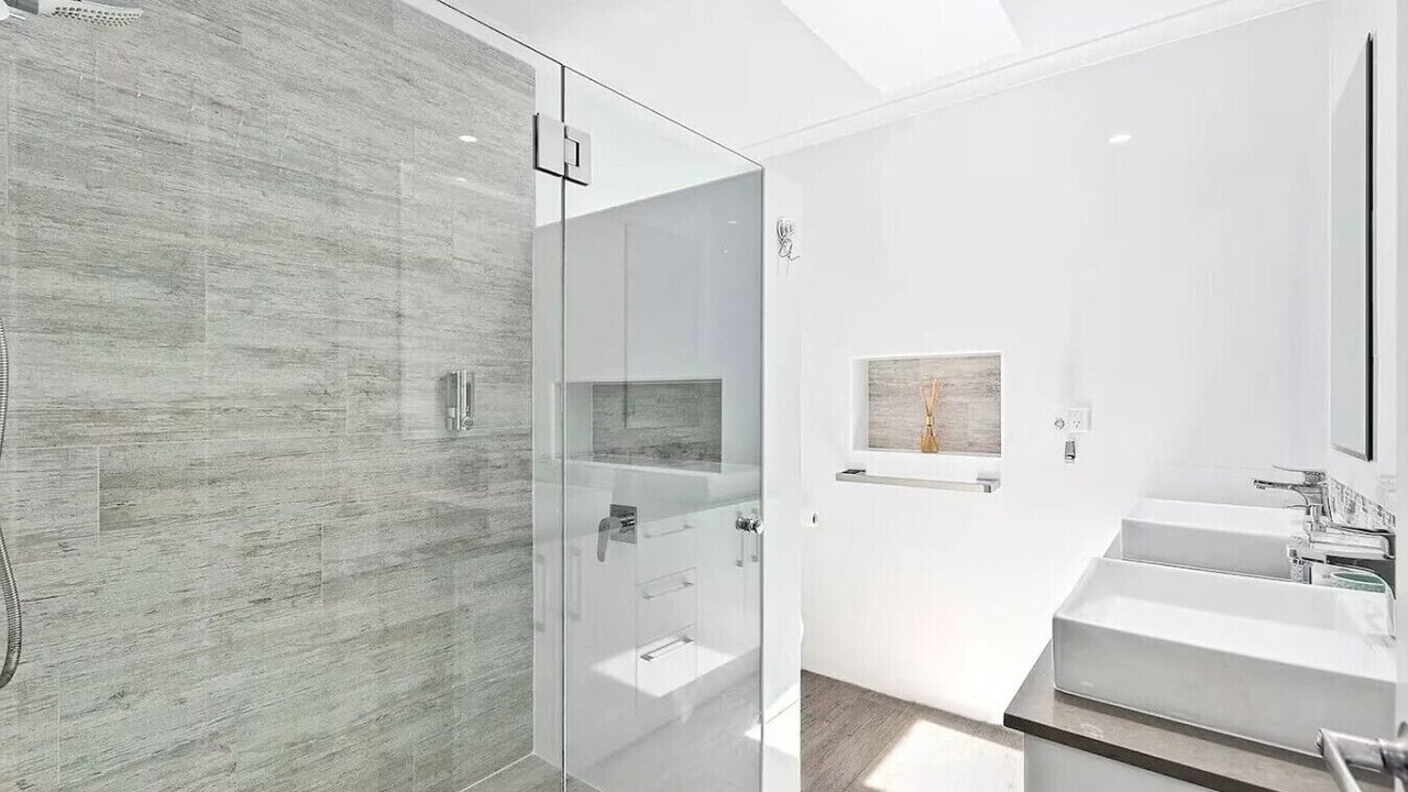 Photo of Bathroom in Point Vernon