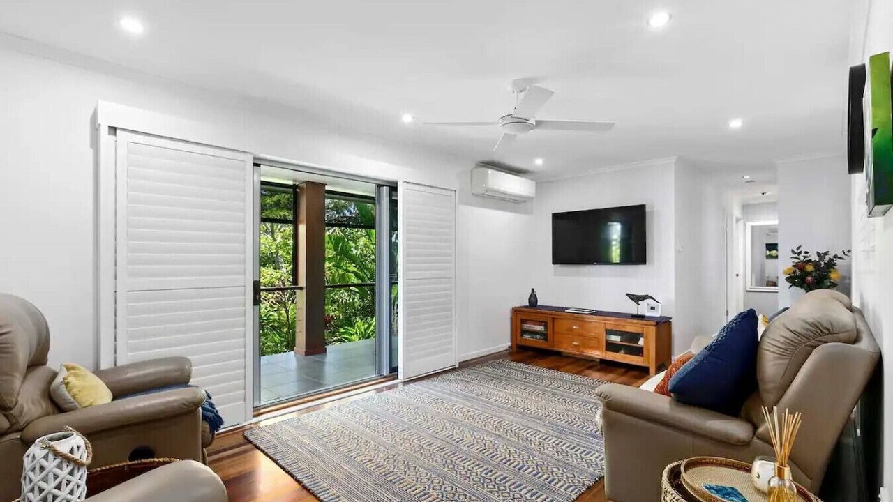 Photo of Livingroom in Point Vernon