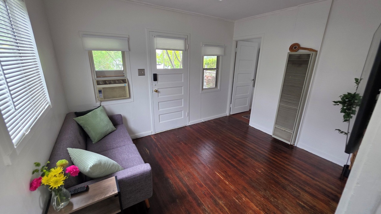 Photo of Livingroom in Highland Park