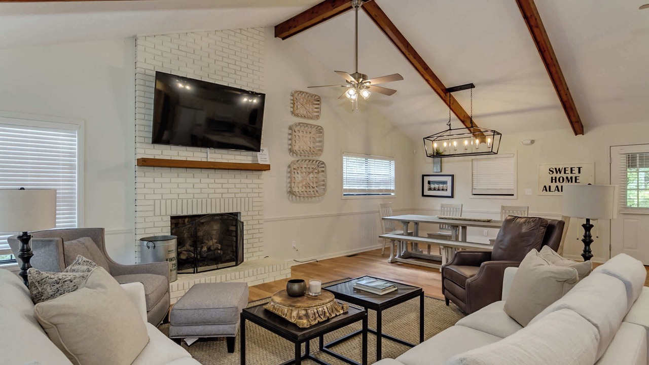 Photo of Livingroom in Northport