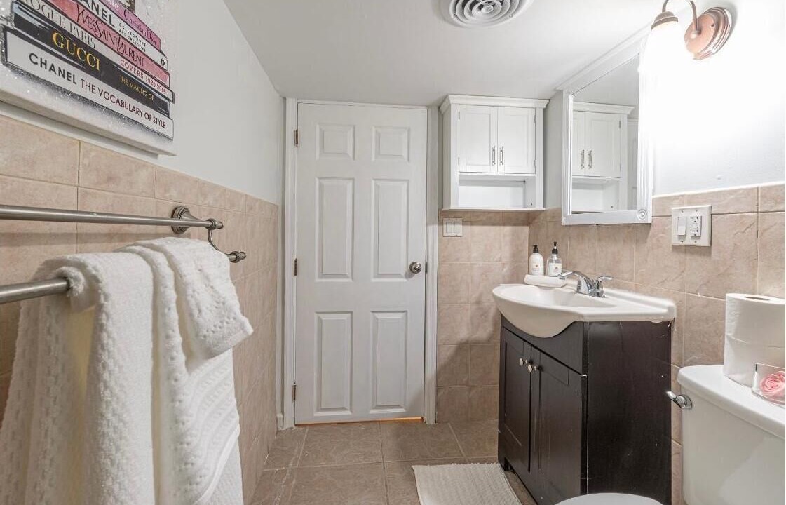 Photo of Bathroom in North Bergen